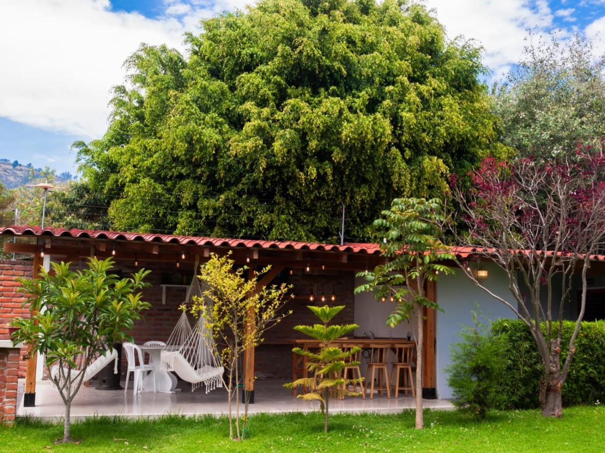 Bamboo Village Place Tumbaco Esterno foto